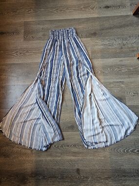 Rewash Wide Leg Palazzo Pants Blue White Stripe Smocked Waist Side Splits Boho